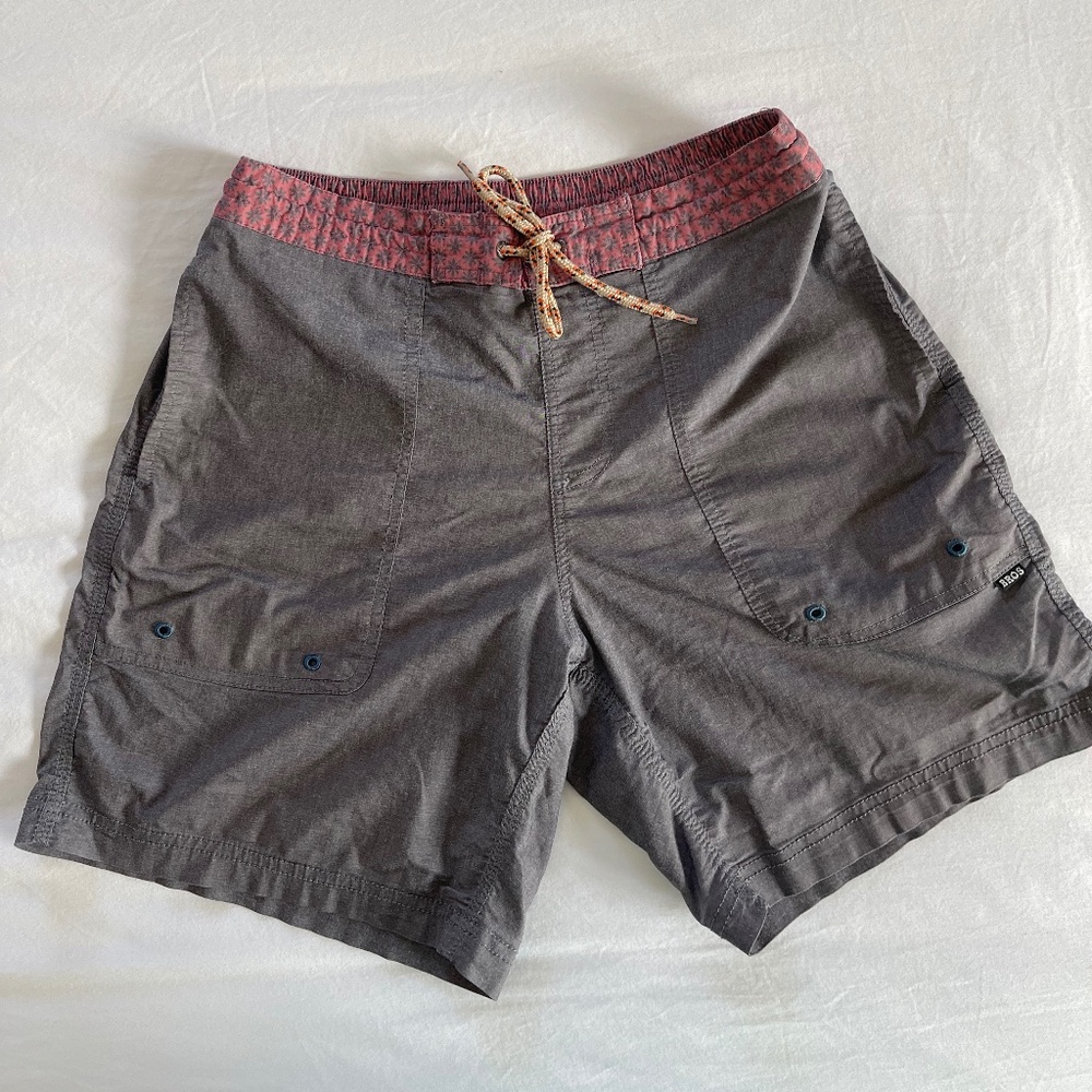 Howler Bros Board Shorts Men's Grey Beach Pocket Logo Swim Trunk Surf Size 32